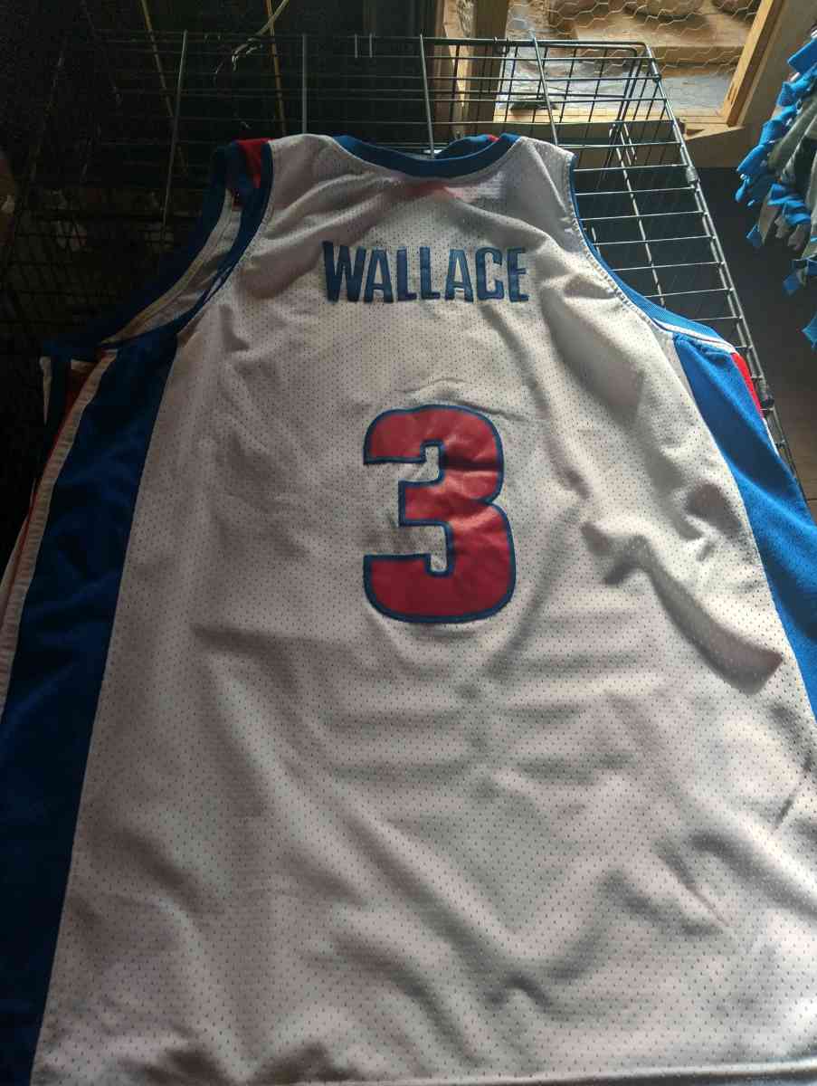 pistons jersey Wallace - Dallas, Texas - FleaMarketBay