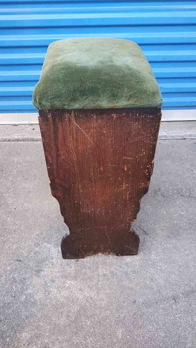 Antique sewing stool - Dallas, Texas - FleaMarketBay