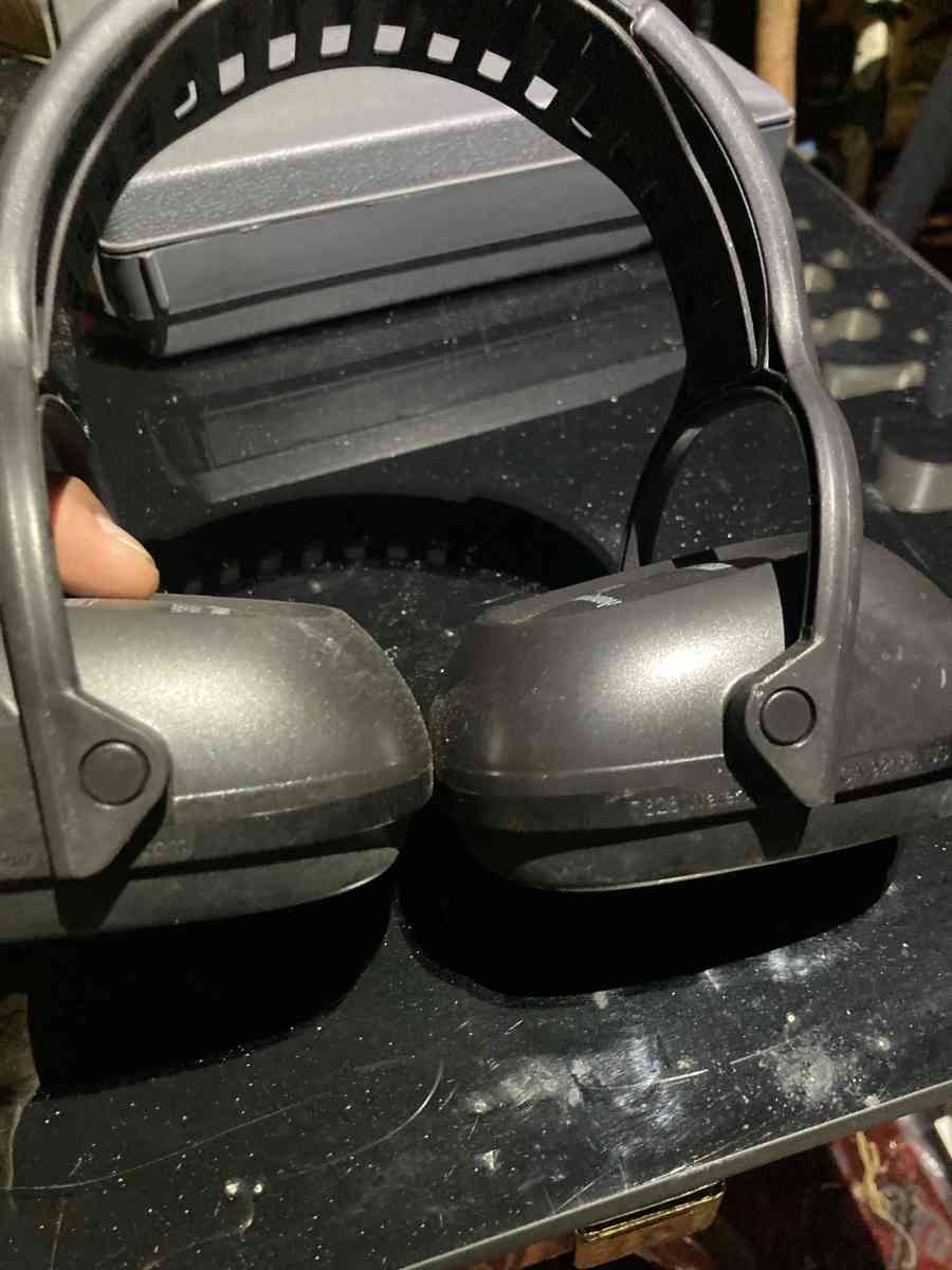 Honeywell Howard Leight VeriShield Earmuffs - Essington, Pennsylvania - FleaMarketBay