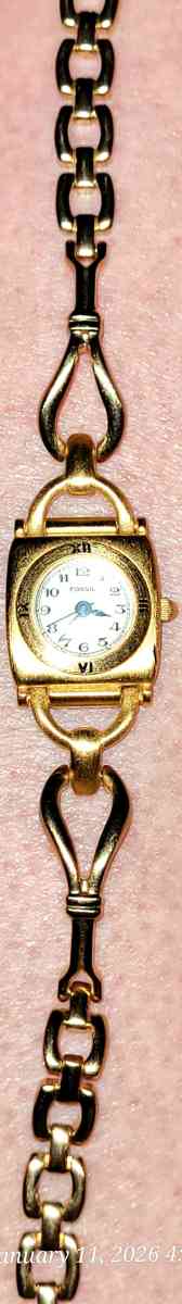 Vintage Fossil gold tone watch with case - Davidson, North Carolina - FleaMarketBay