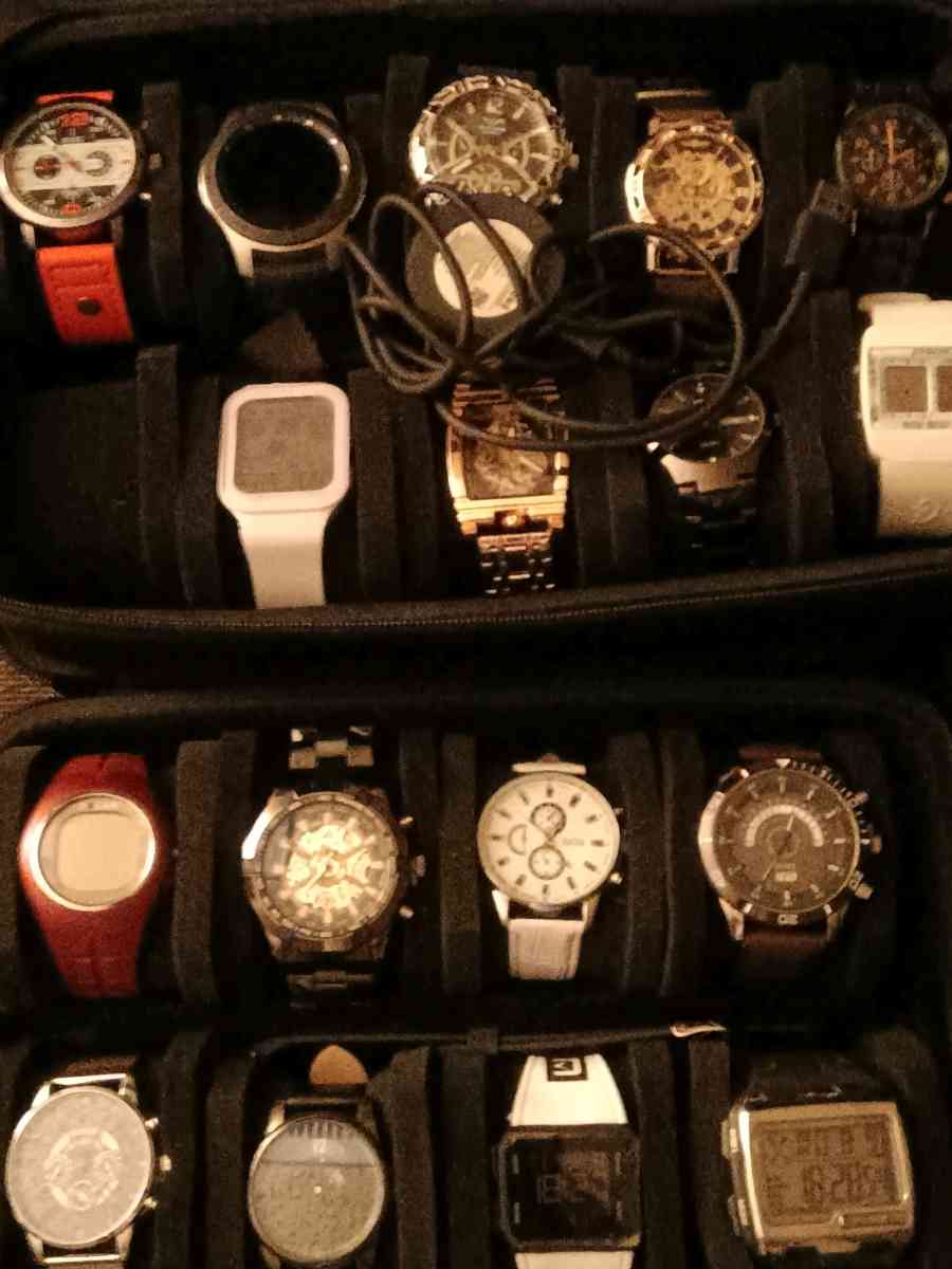 65 WATCHES 6 smart watches all brand new for every occasion - Edison, New Jersey - FleaMarketBay
