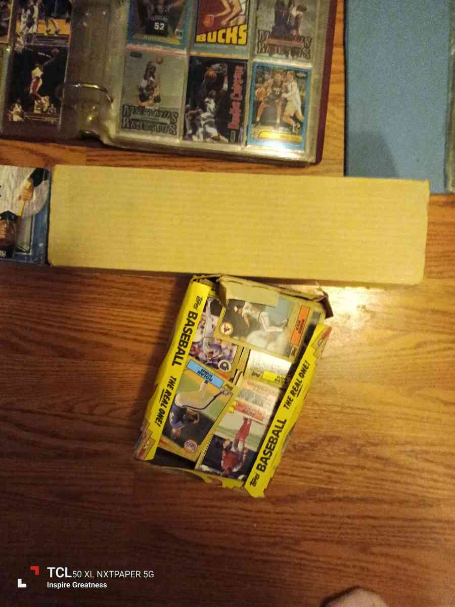 excellent condition playing cards - Alexander, North Dakota - FleaMarketBay