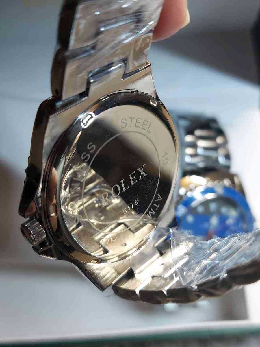 CUSTOMIZE FASHION NEW STANILESS  STEEL CLASSIC MAN WATCH - Brooklyn, New York - FleaMarketBay