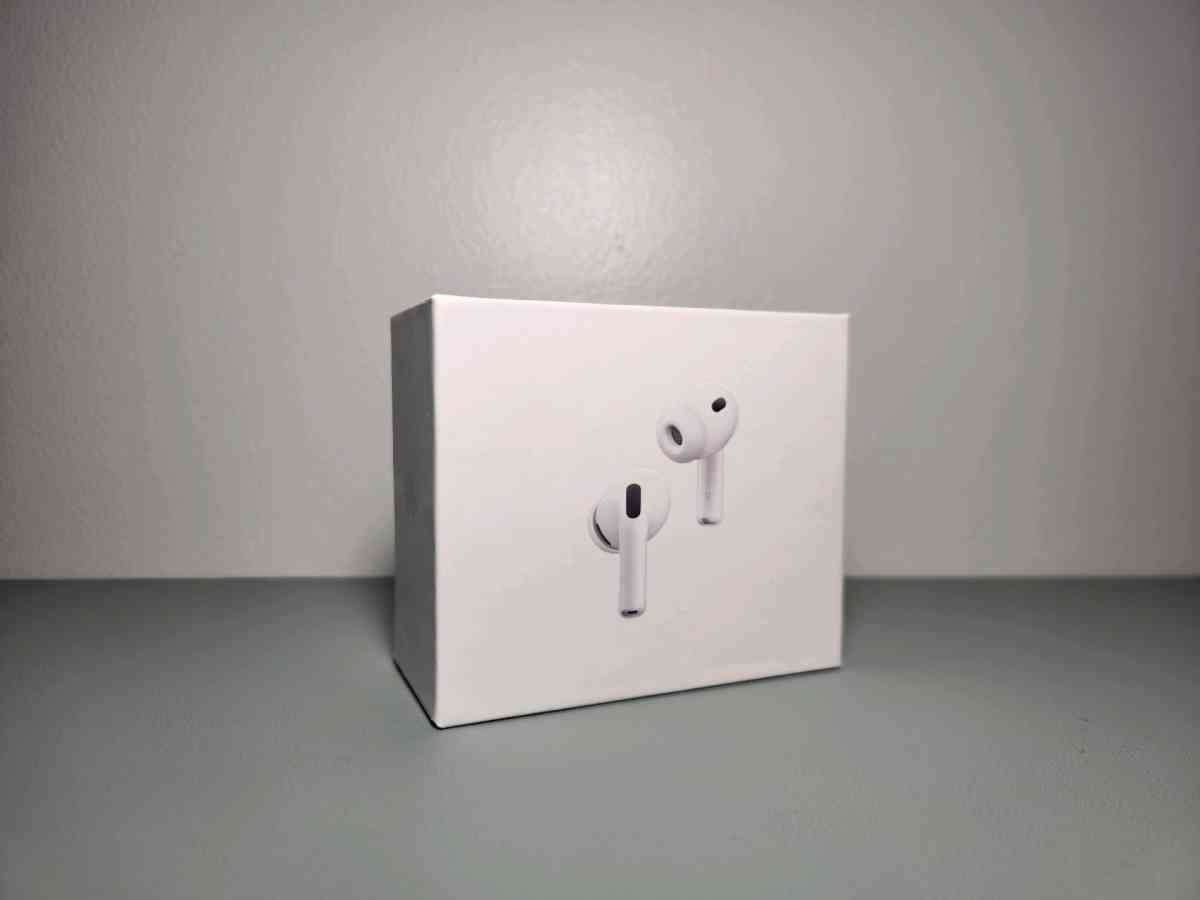 AirPods Pro 3rd Generation - Alexandria, Virginia
