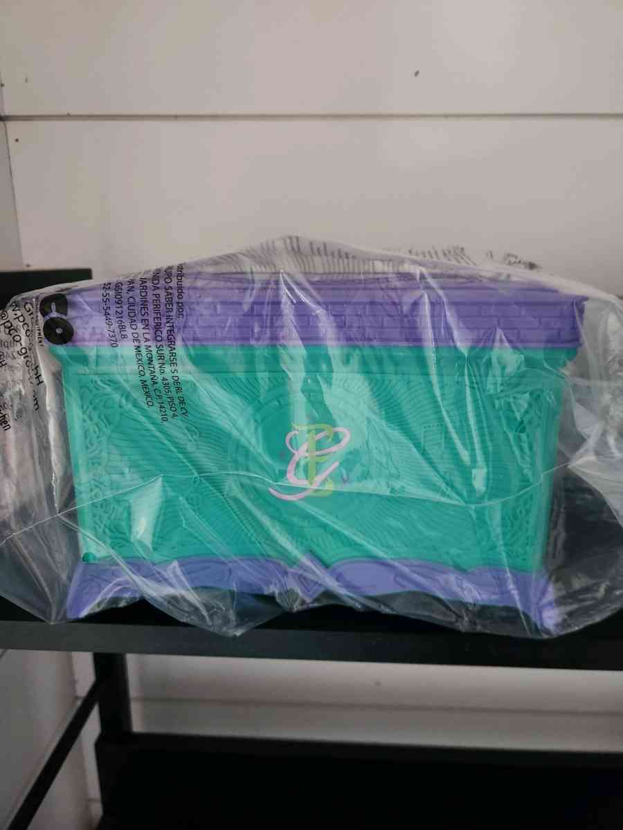 wicked For Good Factory Sealed Music Box buckets - Post Falls, Idaho - FleaMarketBay