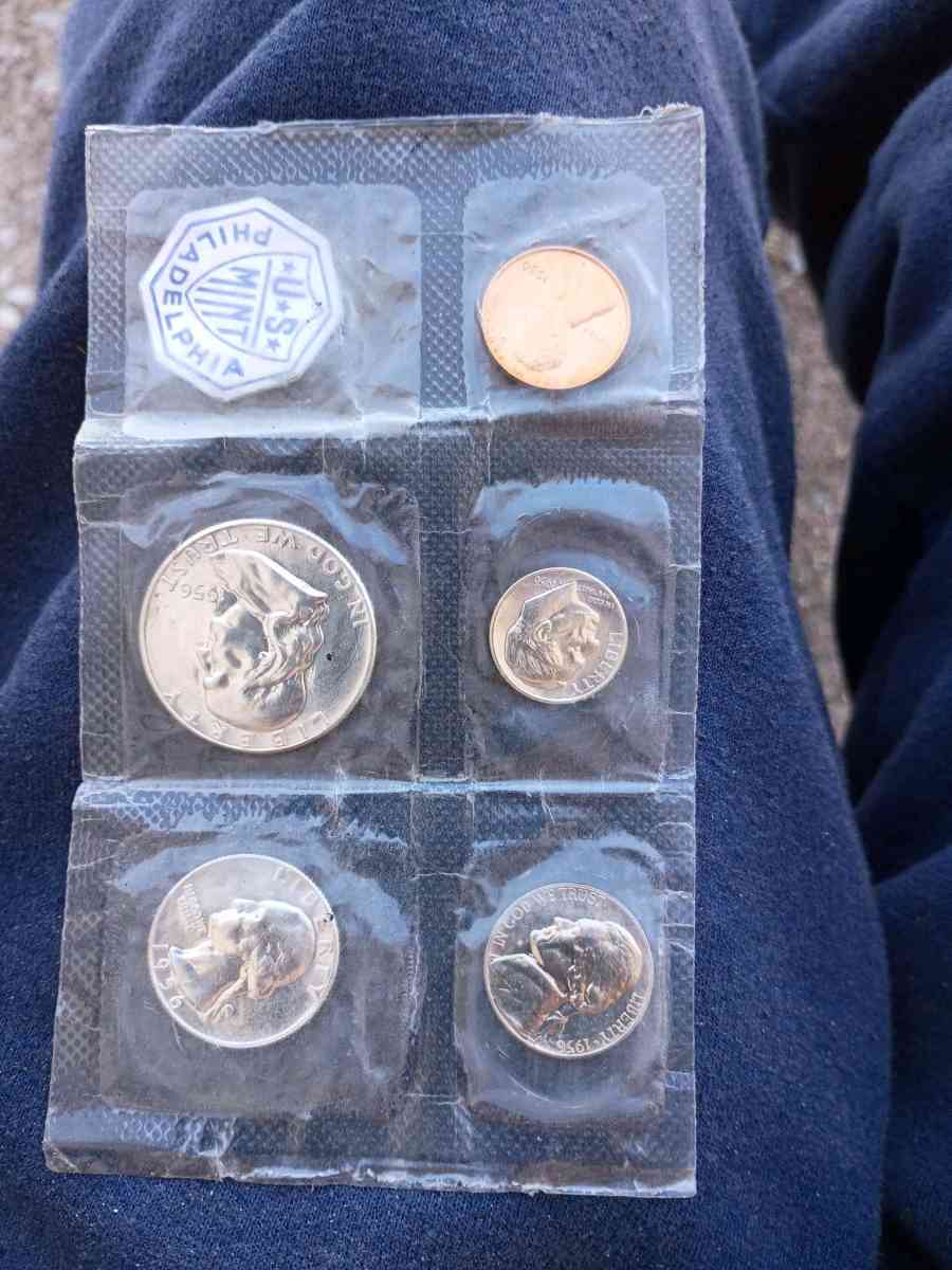 it is a 1956 mint proof set from the Philadelphia mint - Fort Worth, Texas - FleaMarketBay