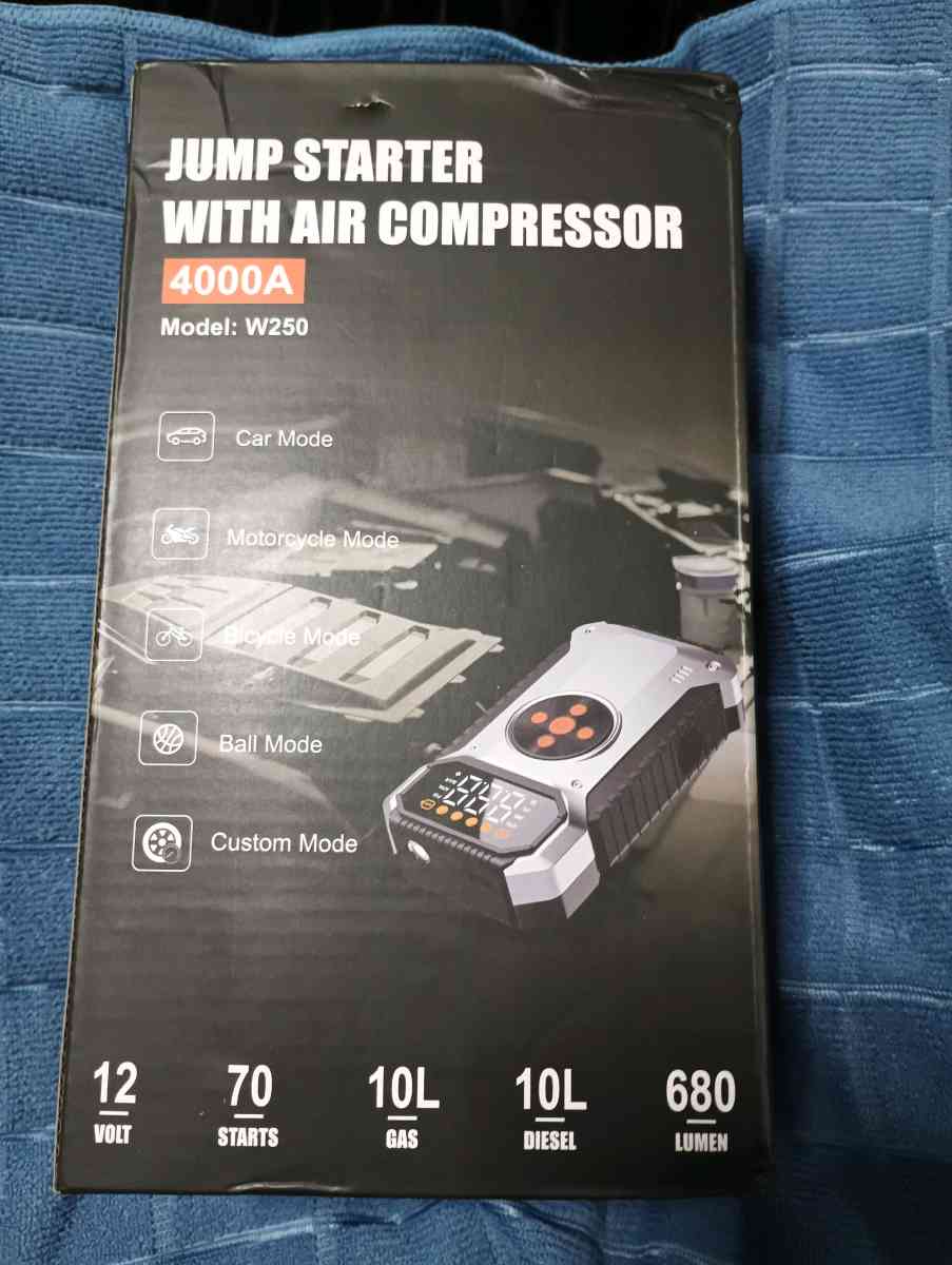 New 4000AMP Rechargable Jump StarterTire Inflator Combo