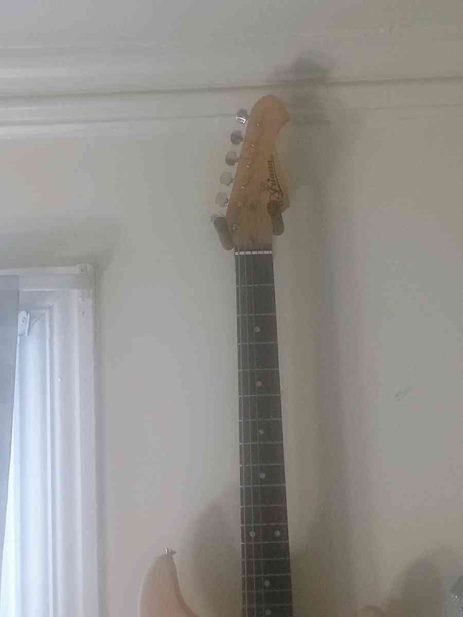 ariana mothered by aria