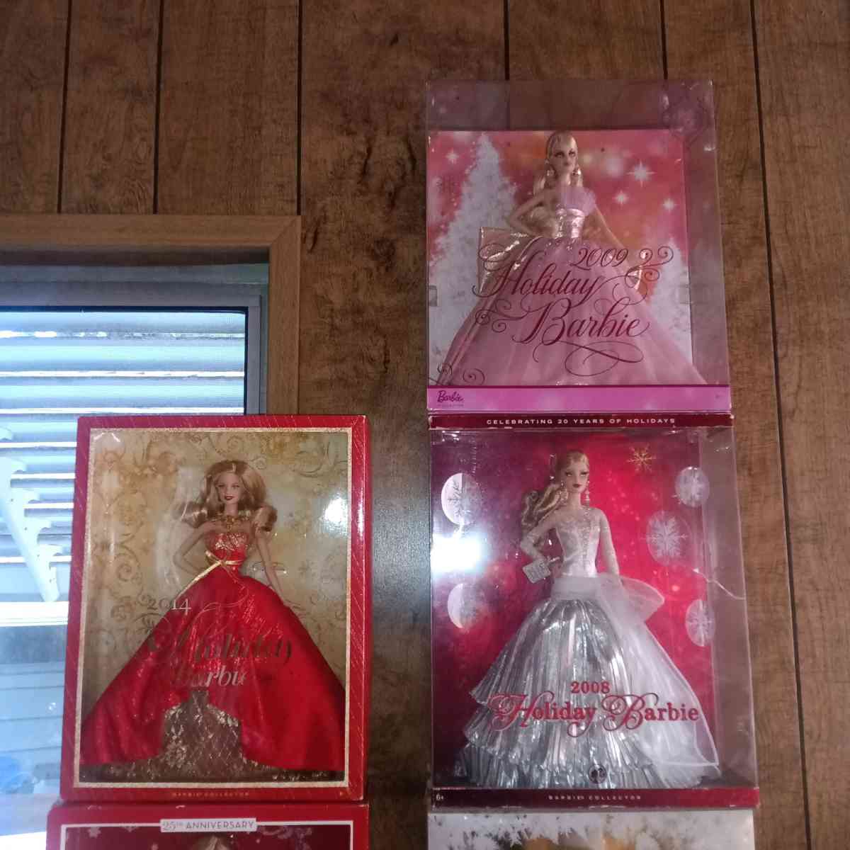 Barbies - Magalia, California - FleaMarketBay