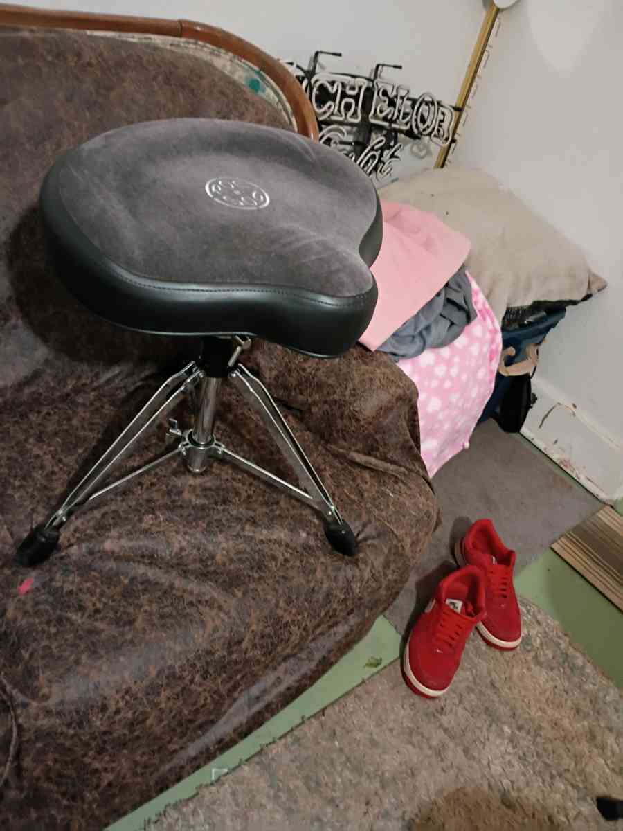 all pacific professional drum setsnair is a pig pie squiller - Titusville, Florida - FleaMarketBay