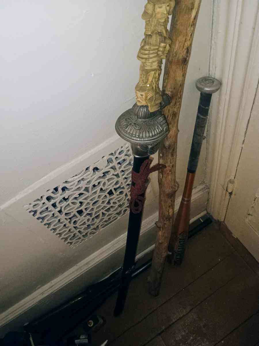 samurai with ivory hand samurai helmet hilt double edge sword - Seaford, Delaware - FleaMarketBay