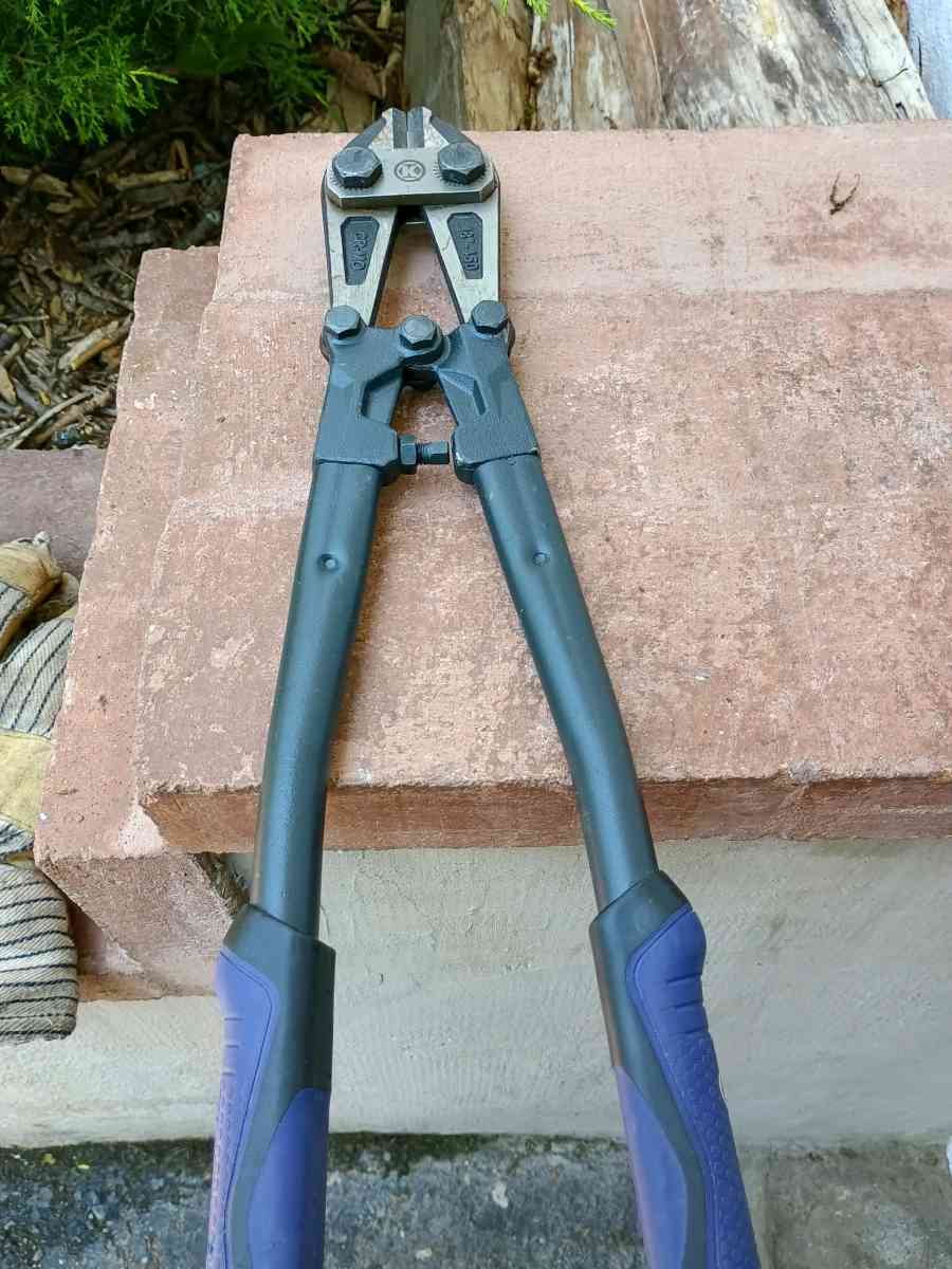 kobalt cutters like new