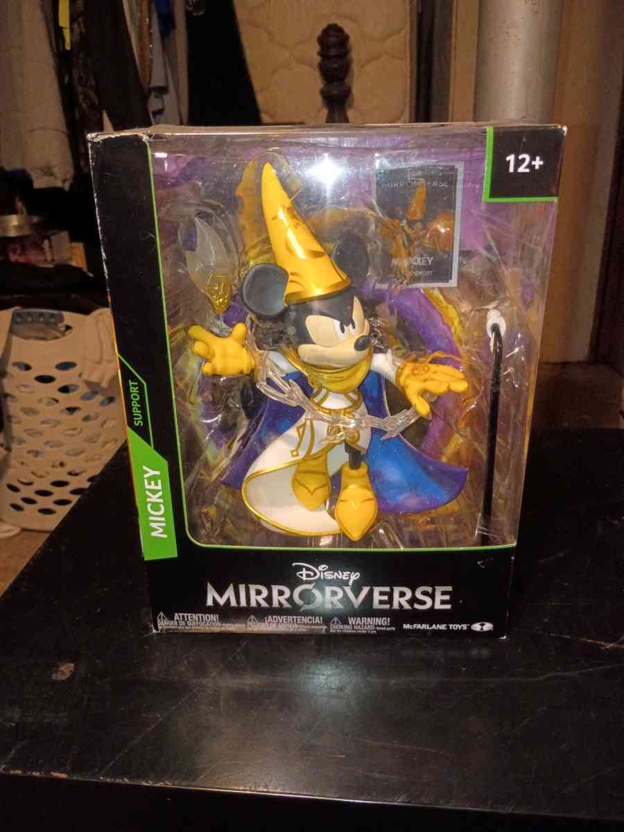 Mickey mouse mirroverse - Powder Springs, Georgia