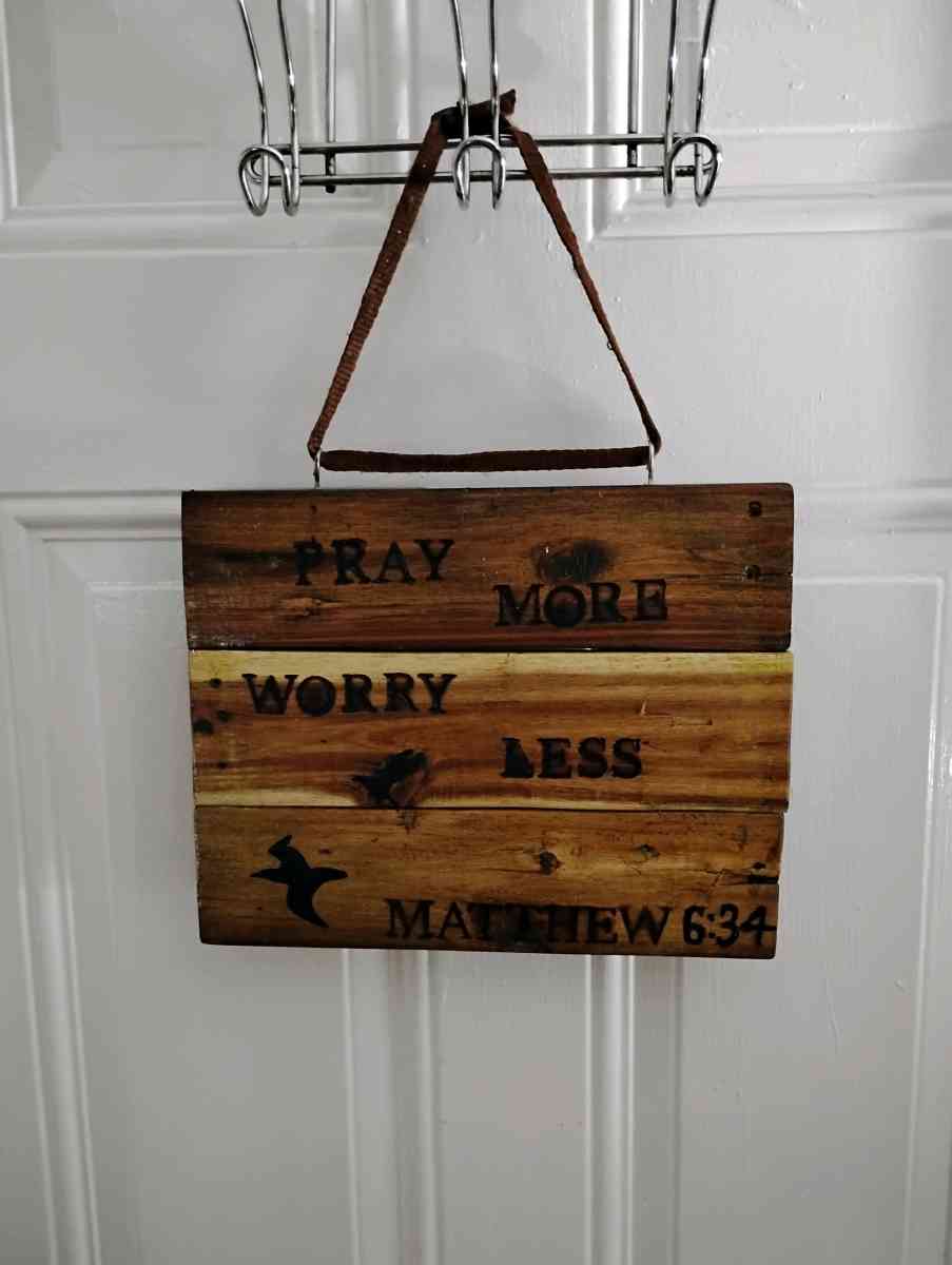 WOOD WALL SIGN