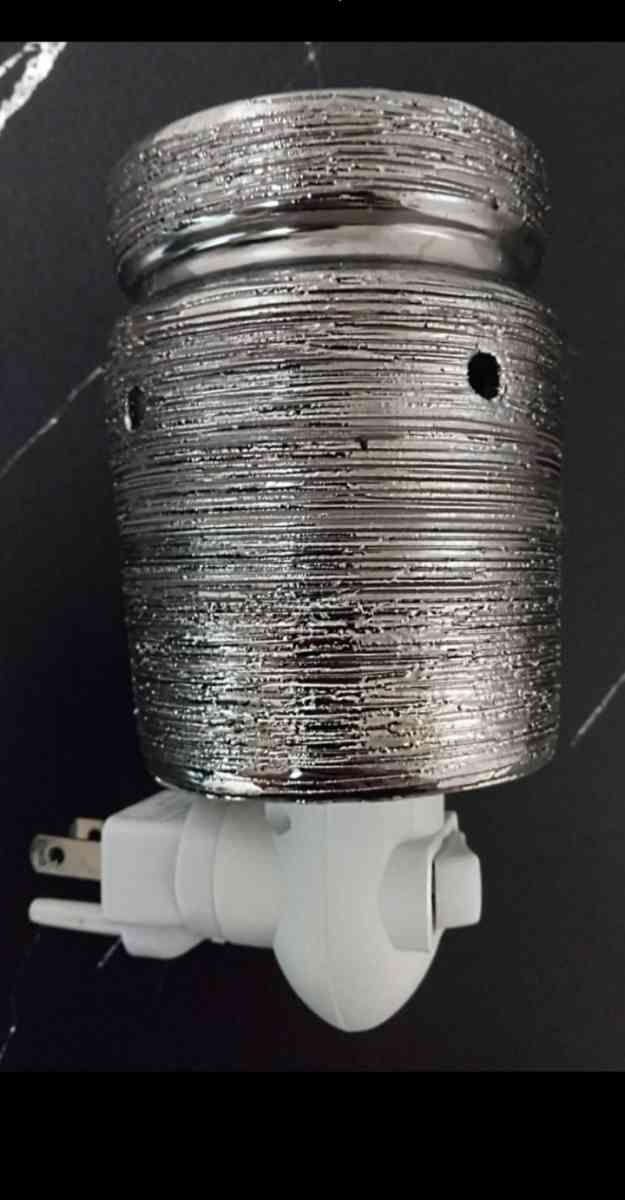 Wax Warmer - Decatur, Illinois