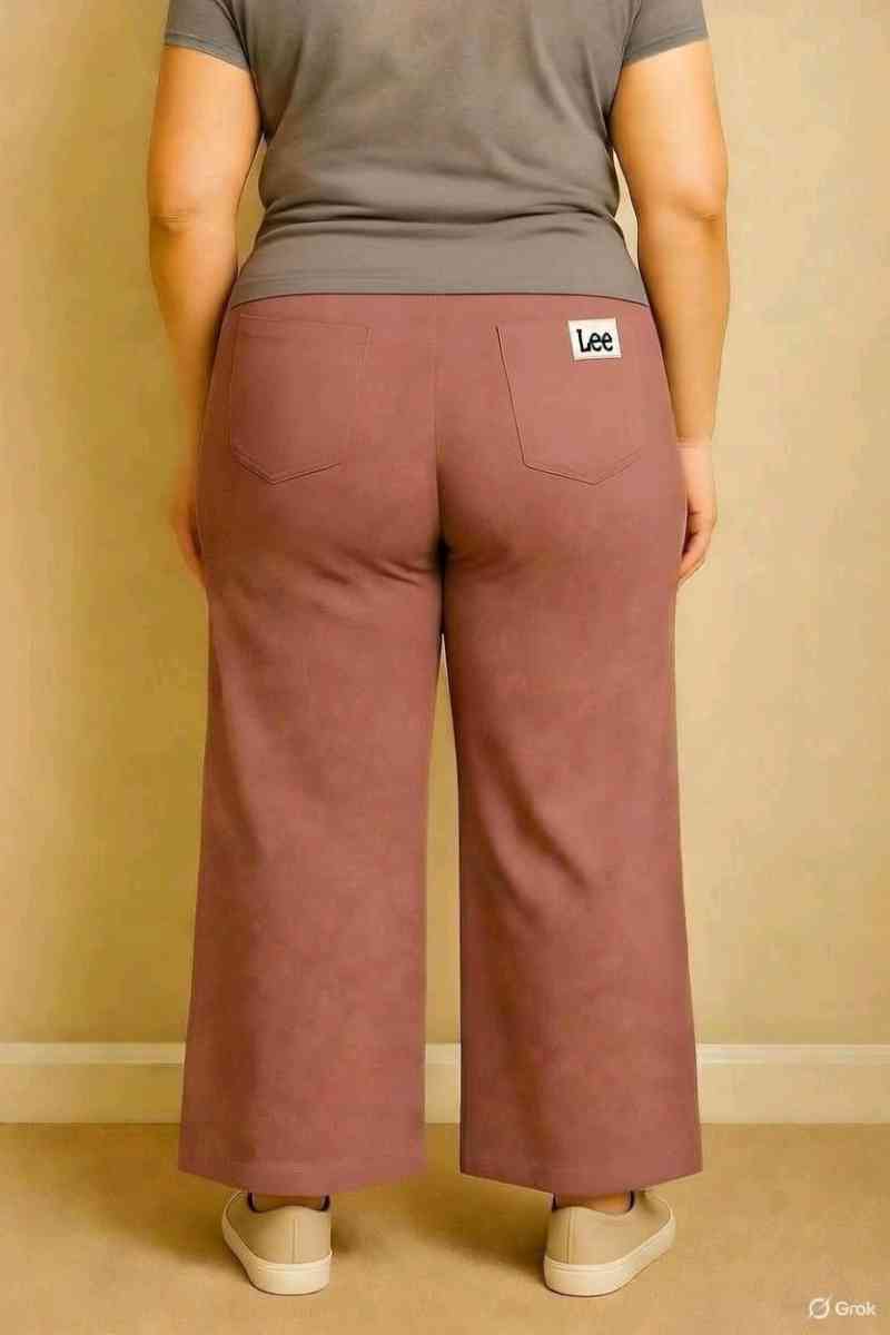 NWT Women Lee Wide Leg - Okeechobee, Florida - FleaMarketBay