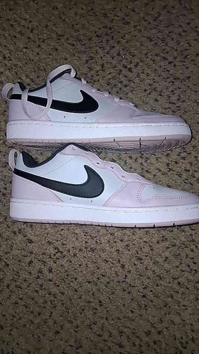 shoes I will ship and i have cashapp - Bartow, Florida