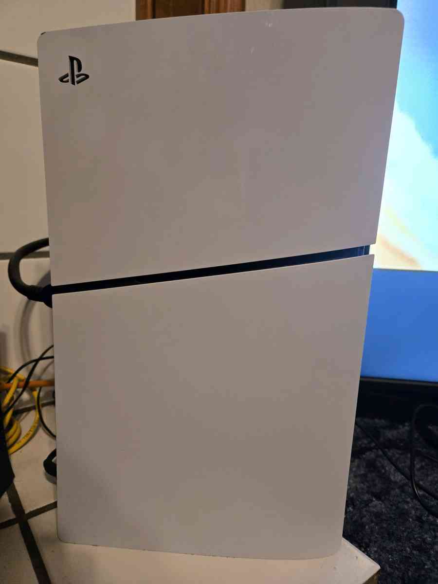 playstation 5 digital with extra remote - Athens, Georgia - FleaMarketBay