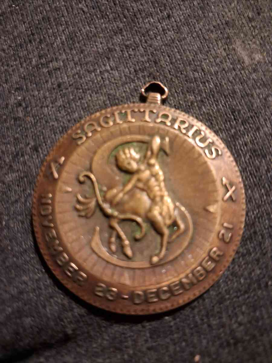 zodiac pendent - Clearwater, Florida - FleaMarketBay