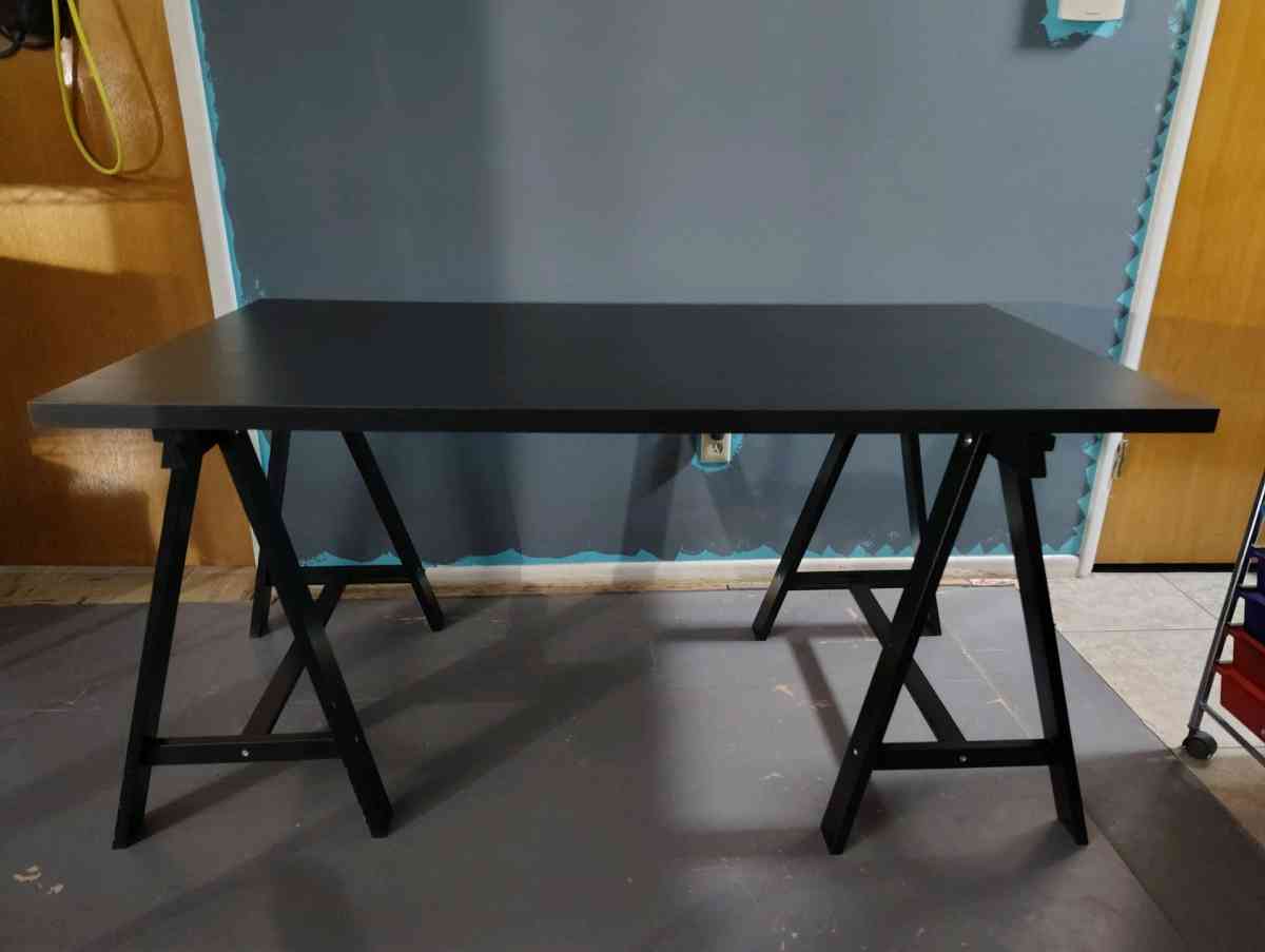 IKEA Linnmon Table Black 59 L x 29 W x 28 H - Victorville, California - FleaMarketBay