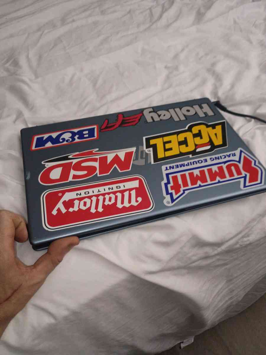 PS5 complete with accessories laptop - Thomasville, North Carolina - FleaMarketBay