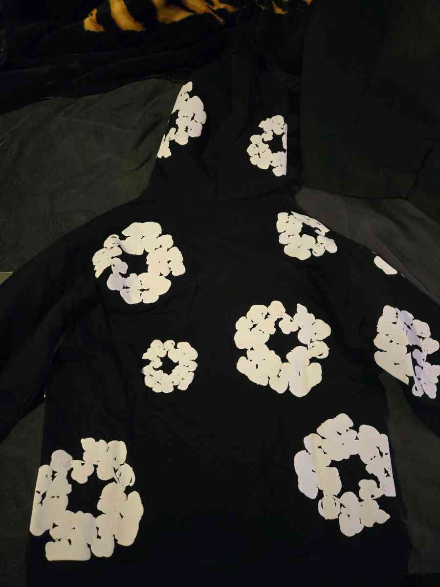 Denim Tears Cotton Wreath Zip Hoodie - Mercedes, Texas - FleaMarketBay