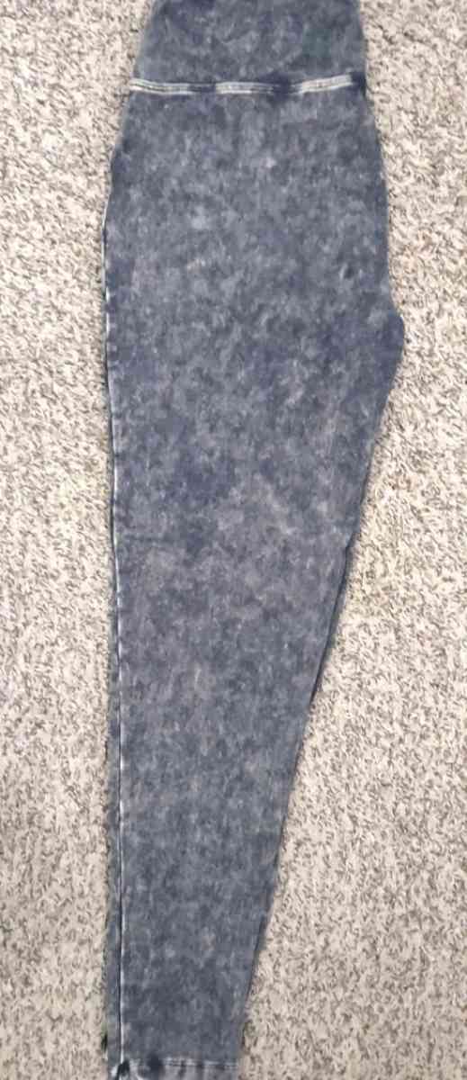 Womens Leggings - Decatur, Illinois