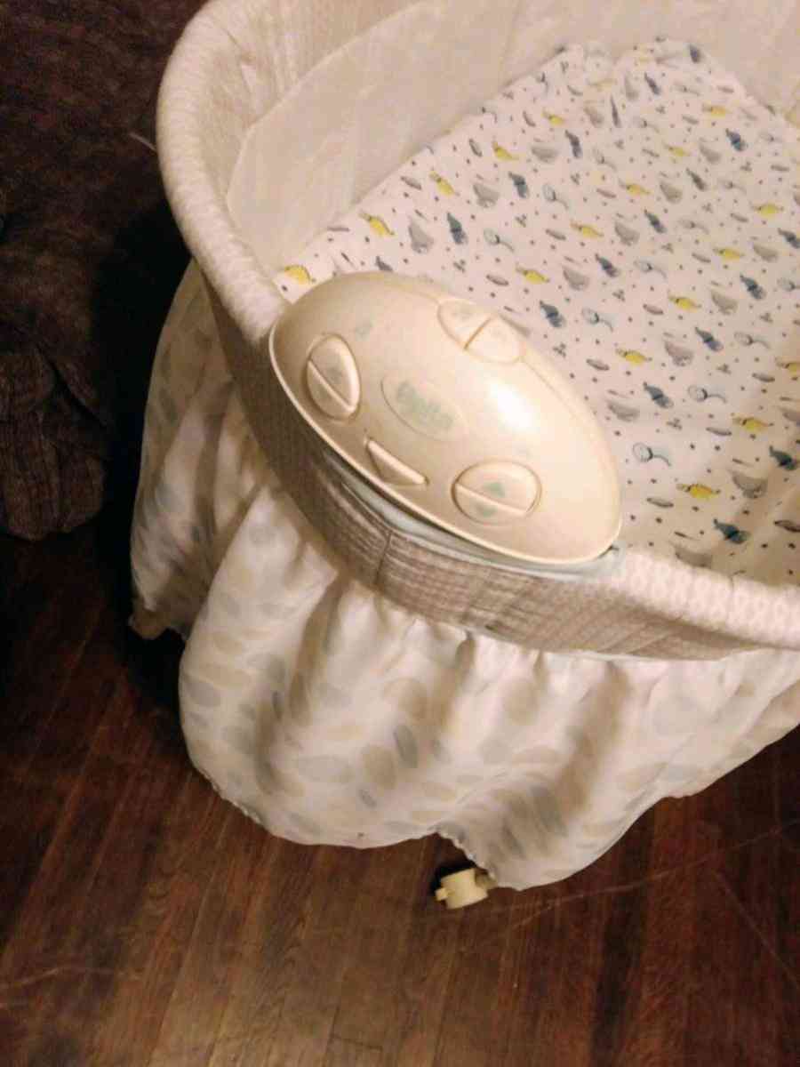 Bassett - Girard, Pennsylvania - FleaMarketBay