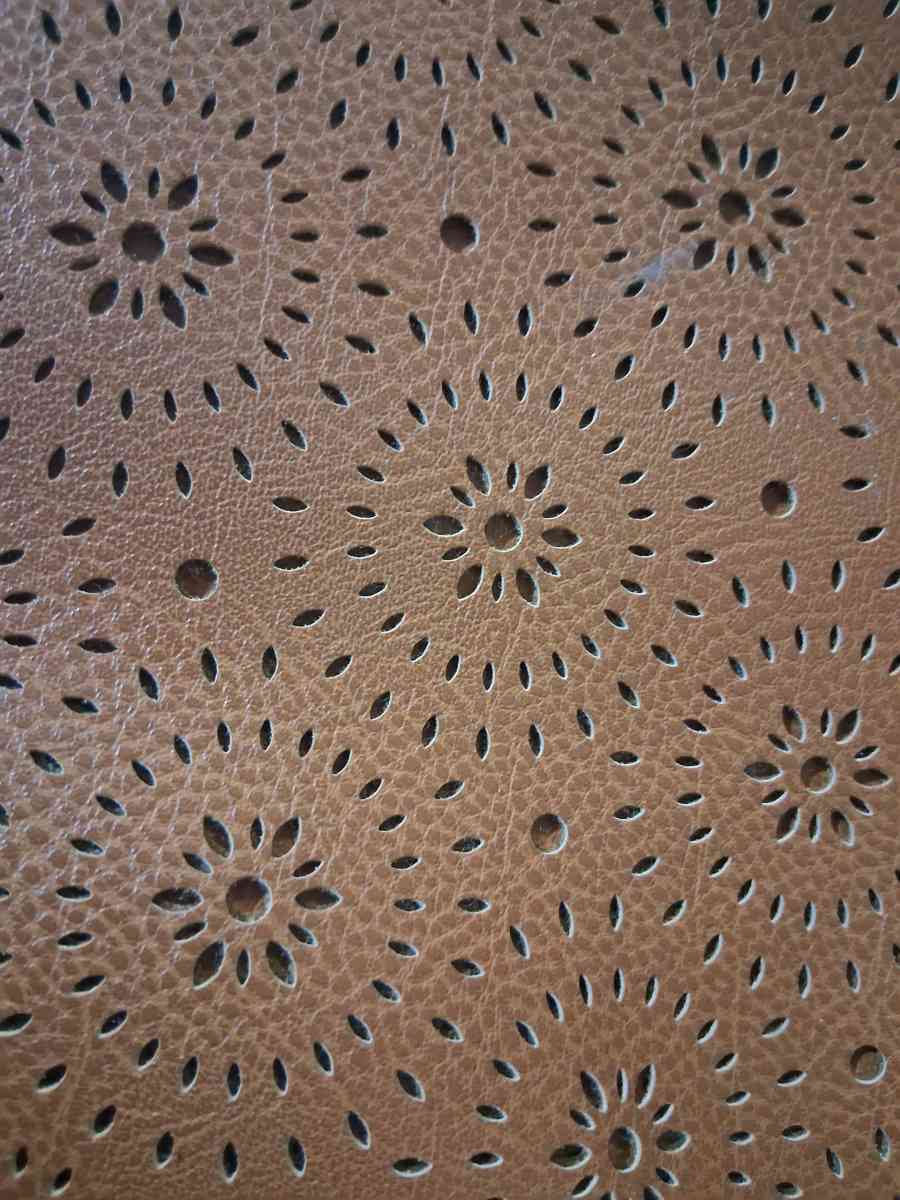 sofa seat - Kansas City, Missouri