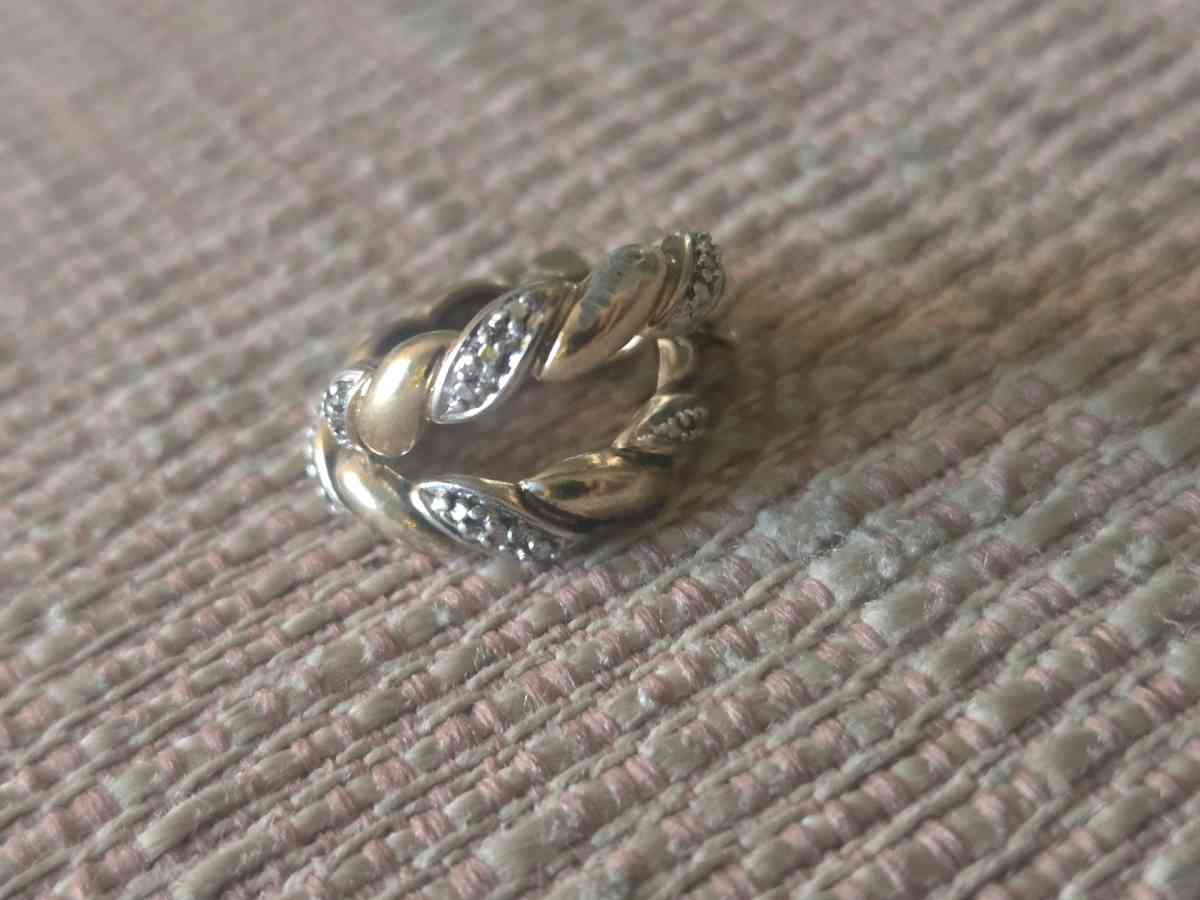 ring and earrings - San Antonio, Texas - FleaMarketBay