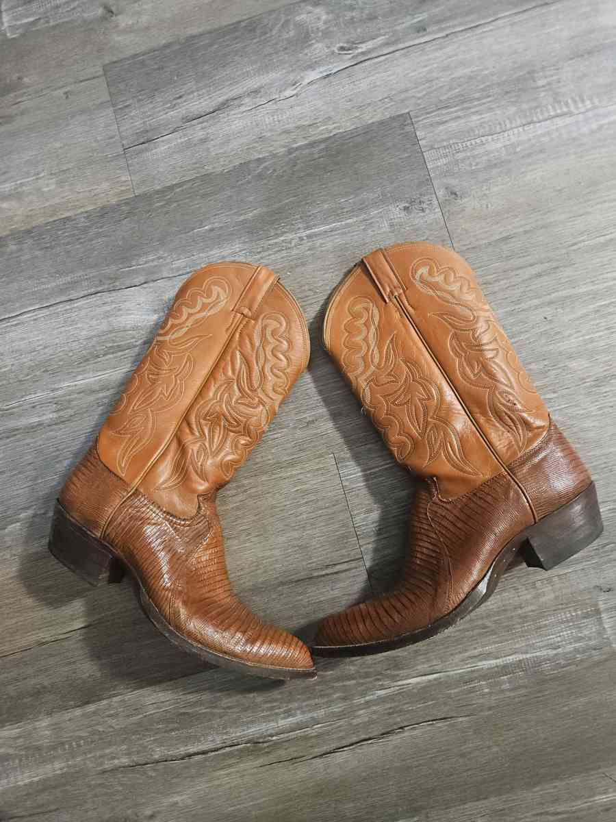 Vtg Justin Cowboy Boots - Tulsa, Oklahoma - FleaMarketBay