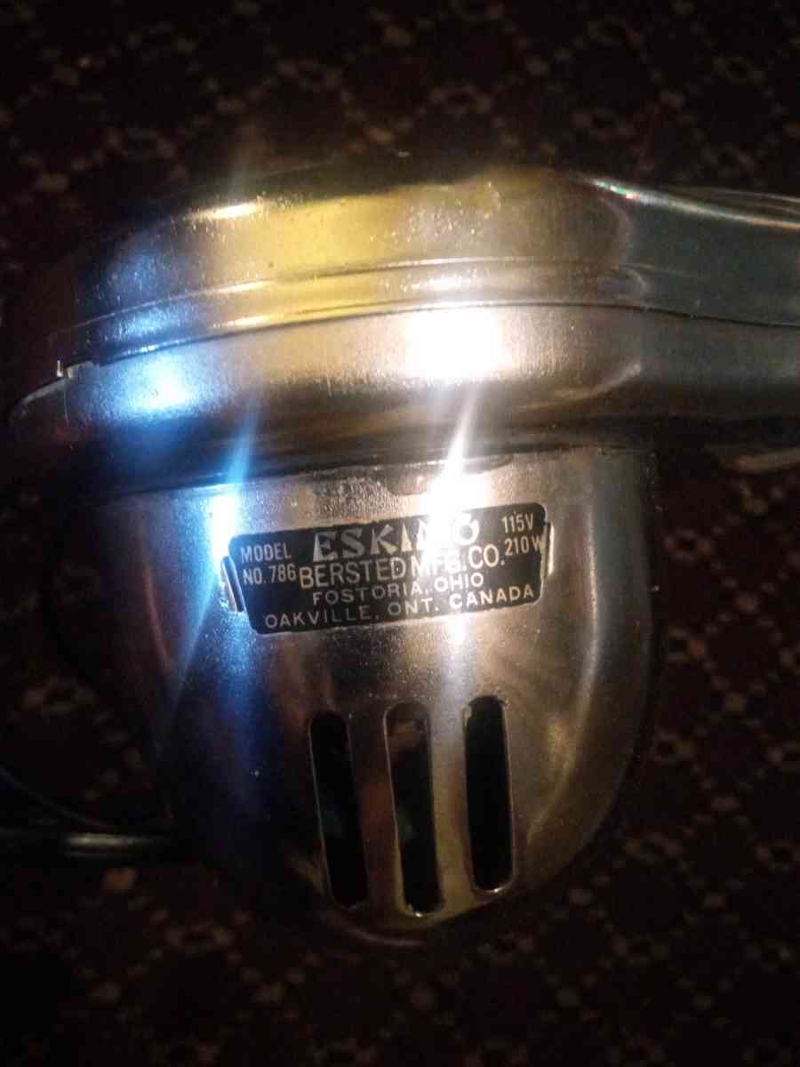 Vintage Eskimo hair dryer - Oklahoma City, Oklahoma - FleaMarketBay