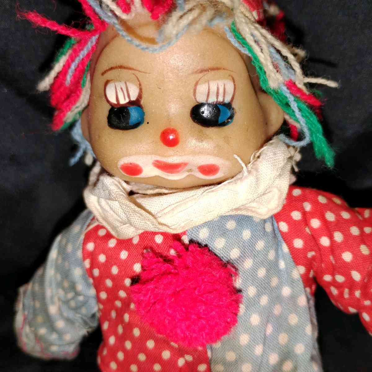 this is a vintage collectible clown doll cloth body vinyl he - New Braunfels, Texas - FleaMarketBay