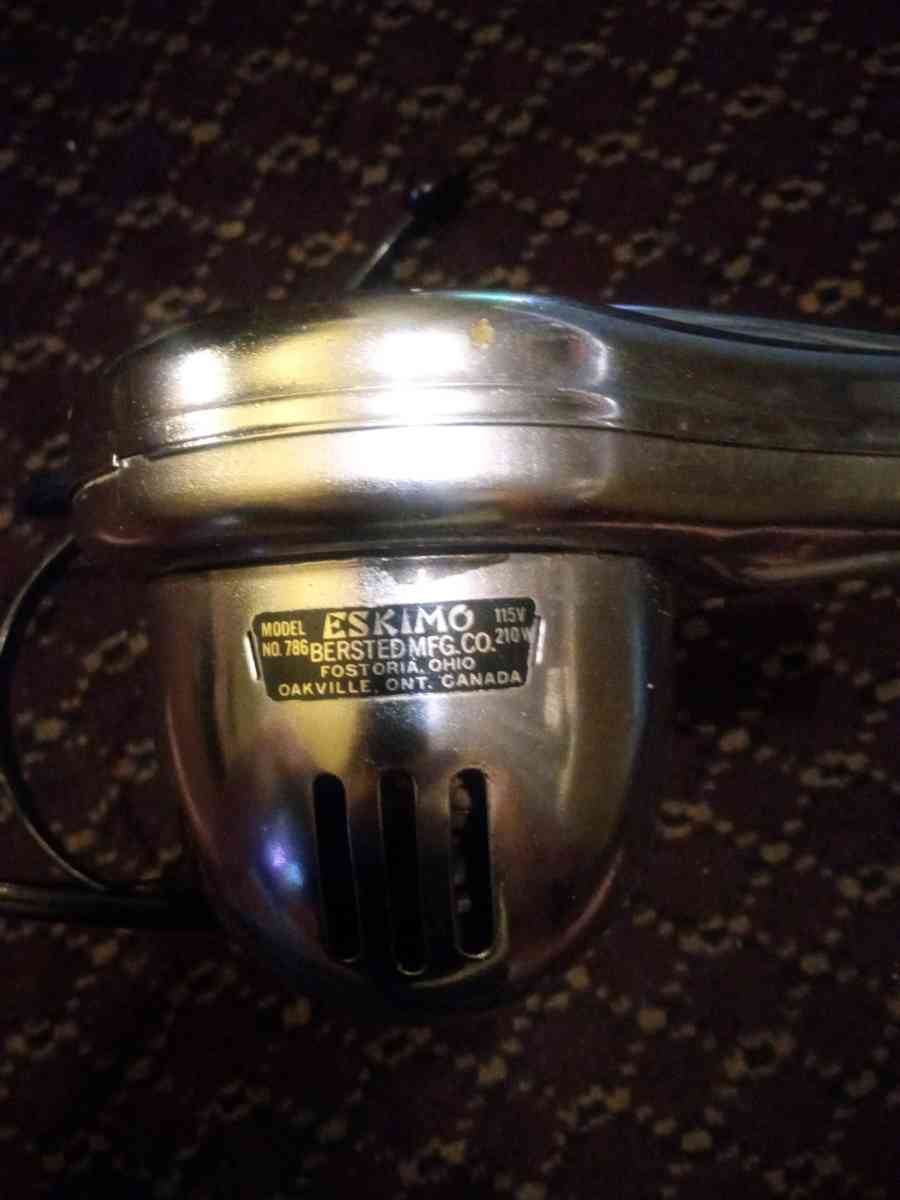 Vintage Eskimo hair dryer - Oklahoma City, Oklahoma - FleaMarketBay