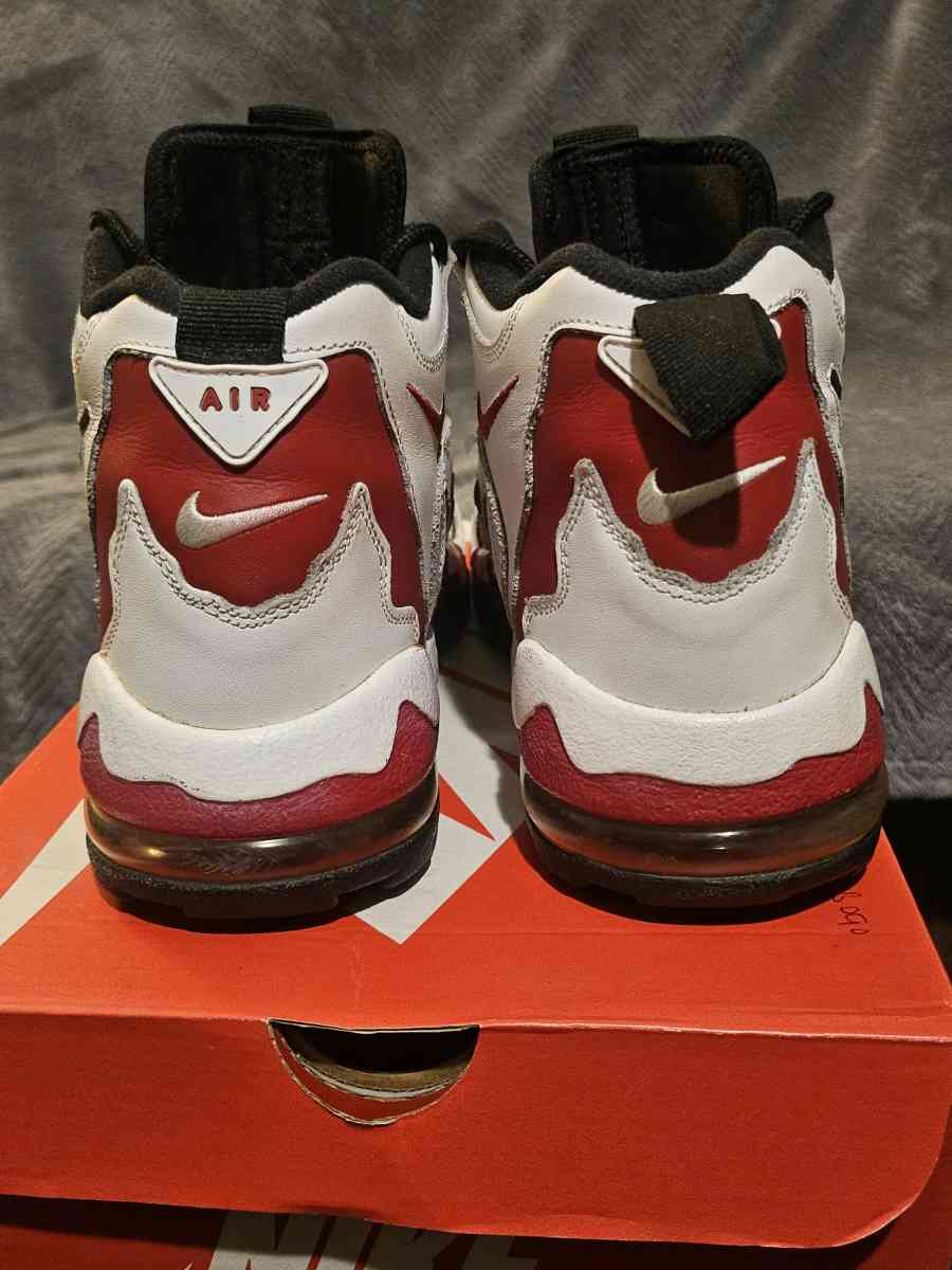 Air Max 96 Diamond Turf Deion Sanders - Adamsville, Ohio - FleaMarketBay