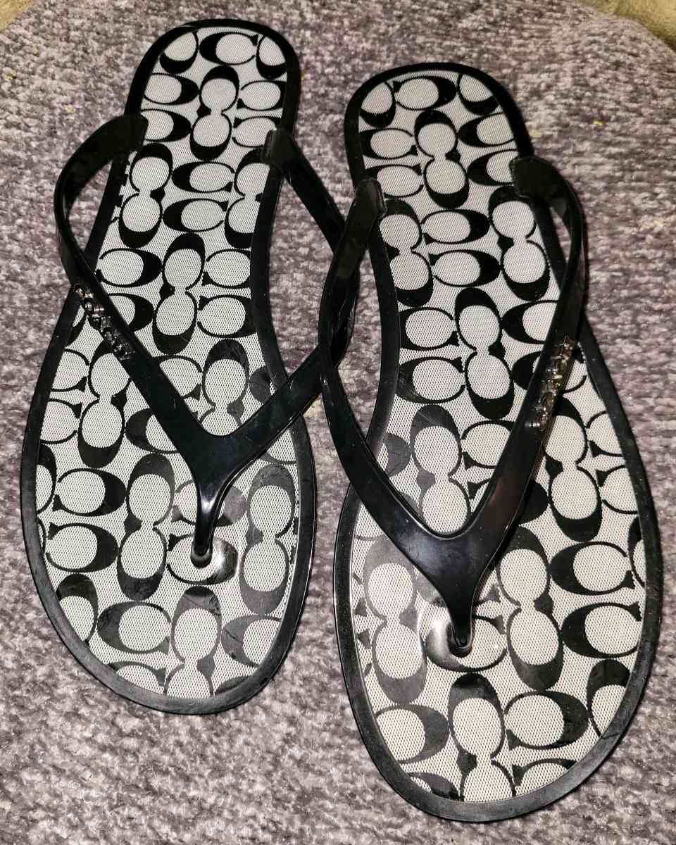 COACH jelly flip flops size 8 NWOT - Atwater, Ohio