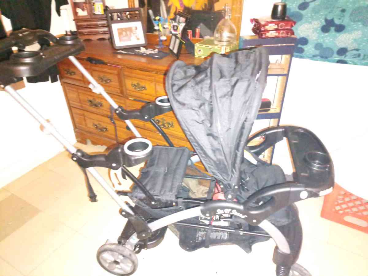 sit to stand stroller - Jefferson City, Missouri - FleaMarketBay