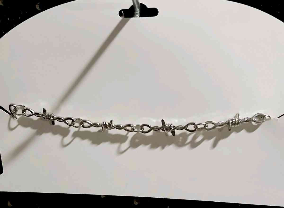 2 Piece Necklace  Earrings - Conroe, Texas - FleaMarketBay