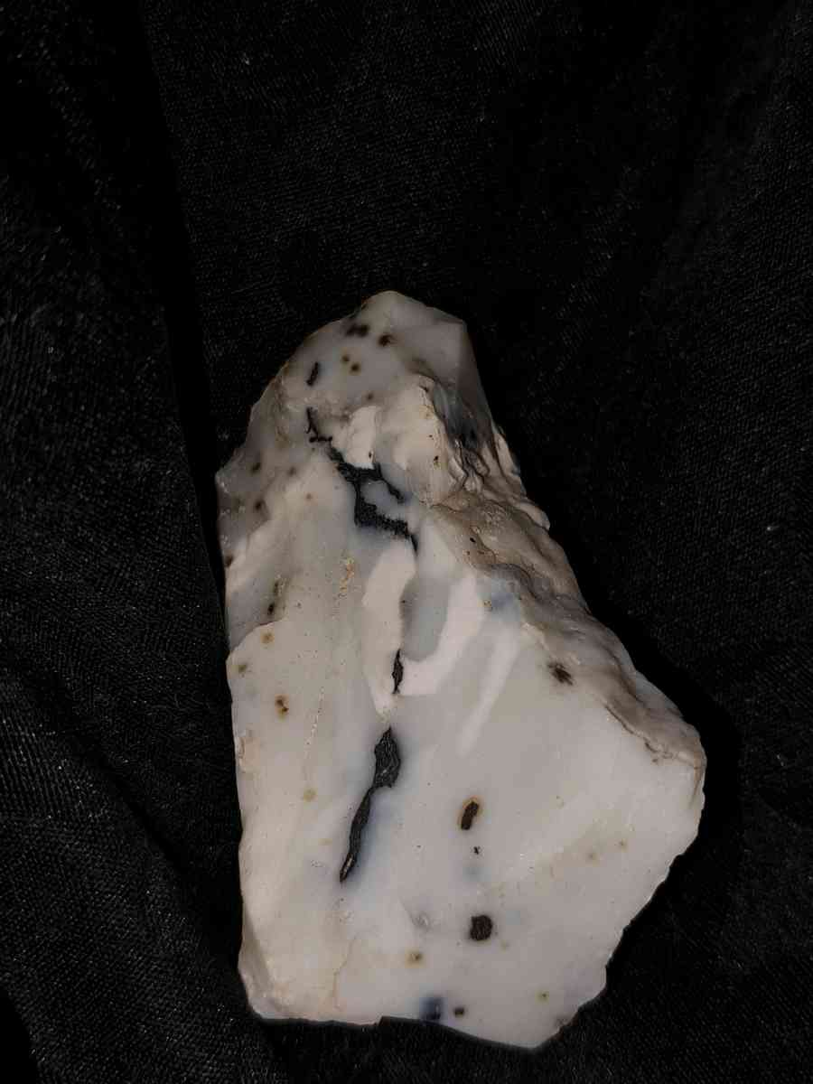 beautiful and unique raw stones and gemstones - Banner Elk, North Carolina - FleaMarketBay
