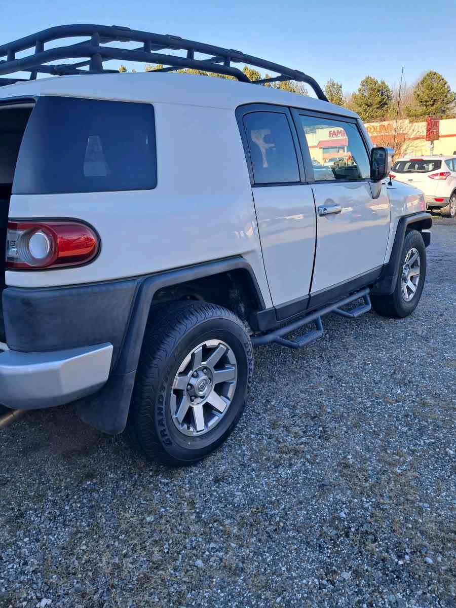 Toyota  FJ - Asheboro, North Carolina - FleaMarketBay