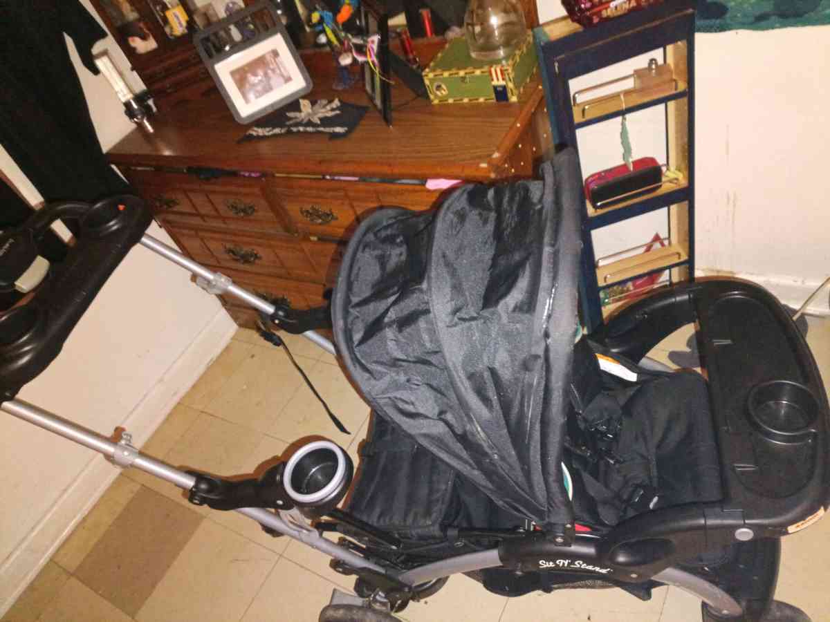 sit to stand stroller - Jefferson City, Missouri - FleaMarketBay
