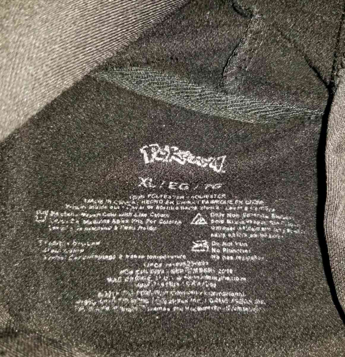 Pokemon Black Hoodie Kids XL Used - Chicago Ridge, Illinois - FleaMarketBay