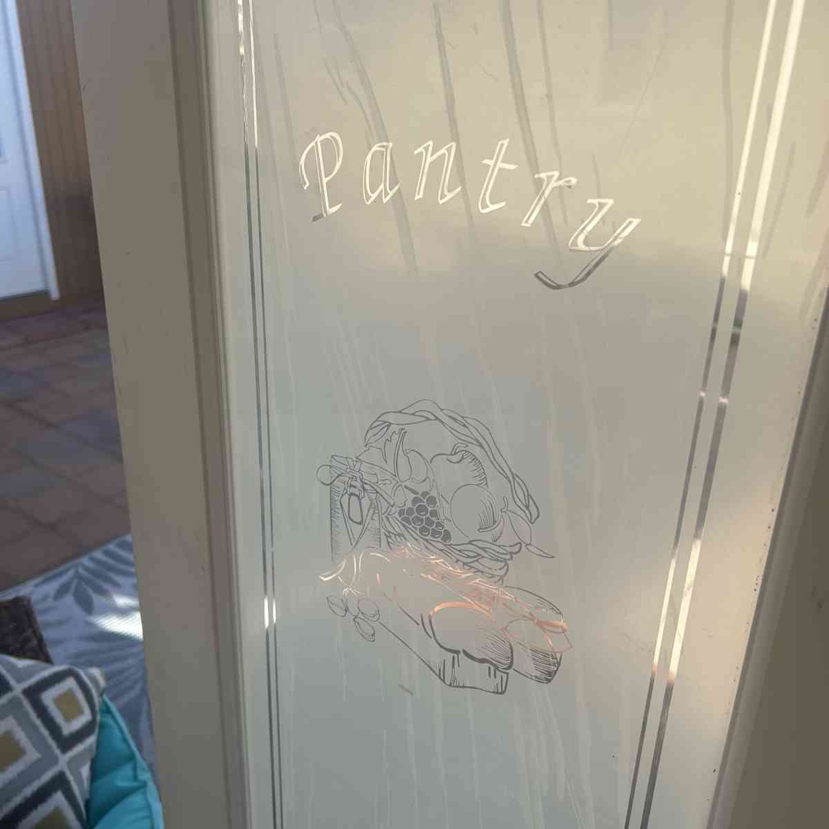 Pantry interior Door with glass - Wenden, Arizona - FleaMarketBay
