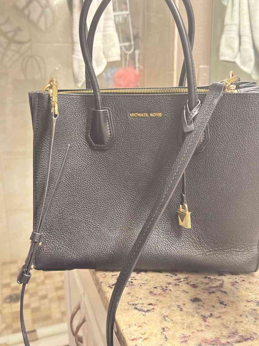Micheal Kors purse - Winter Garden, Florida - FleaMarketBay