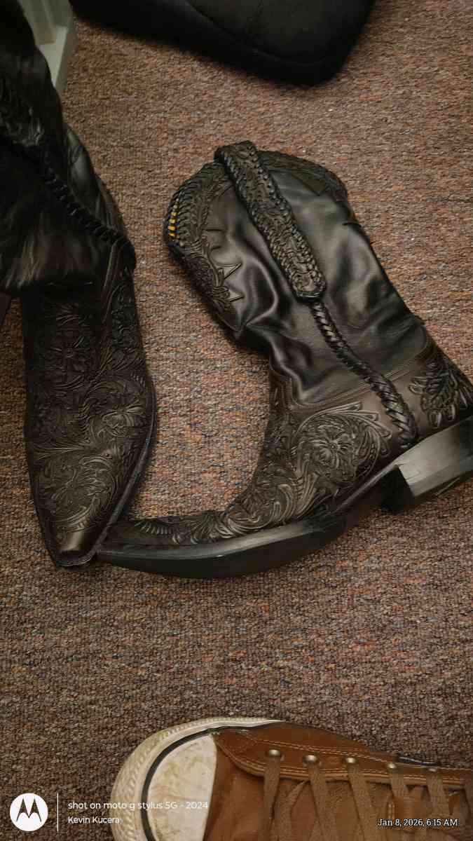 cowboy boots - Abington, Pennsylvania