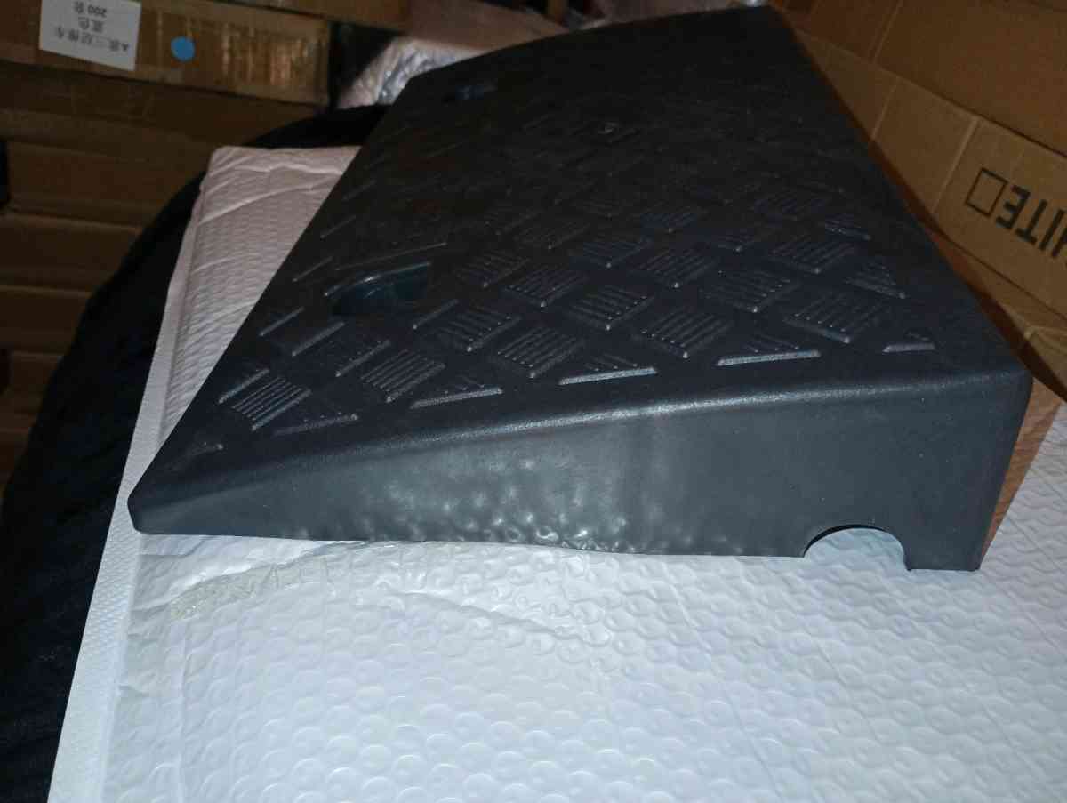 New Hard Molded Ramp - Wichita, Kansas - FleaMarketBay