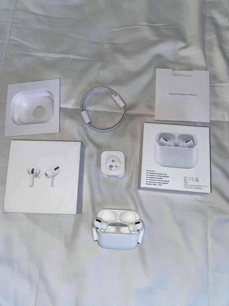 AirPod pros 2nd gen - Huntington Station, New York - FleaMarketBay