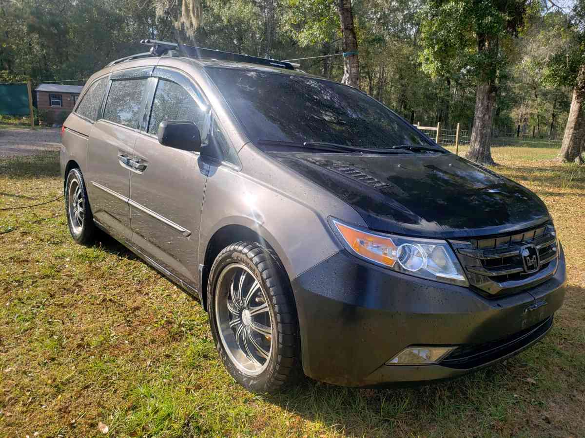 2011 HONDA ODYSSEY VAN - Hastings, Florida