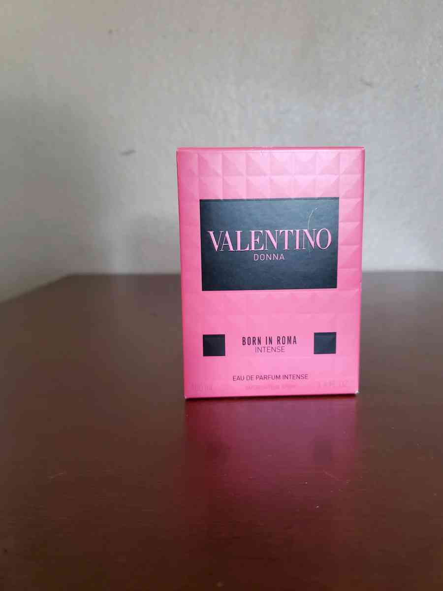 valentino born in roma intense for women new - Fort Worth, Texas - FleaMarketBay