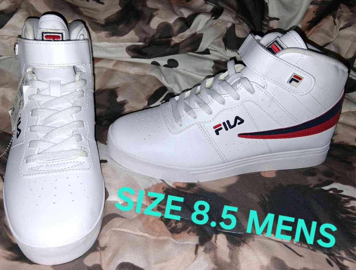 3 different  BRANDNEW pairs of shoes - Cincinnati, Ohio - FleaMarketBay